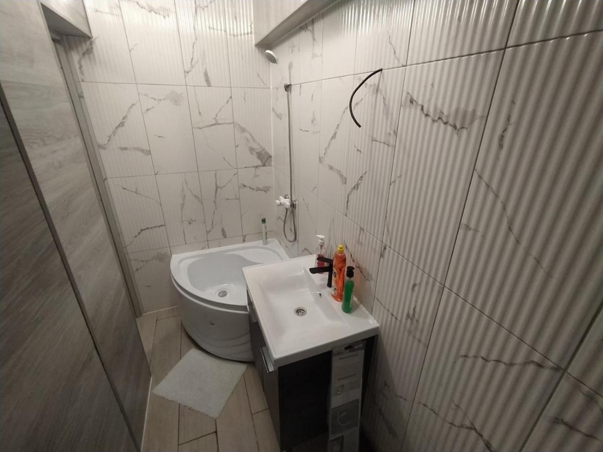 Штефан64 Apartamento Chisinau Exterior foto
